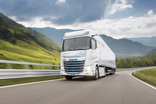 15-New-Generation-DAF-XG-plus-Electric